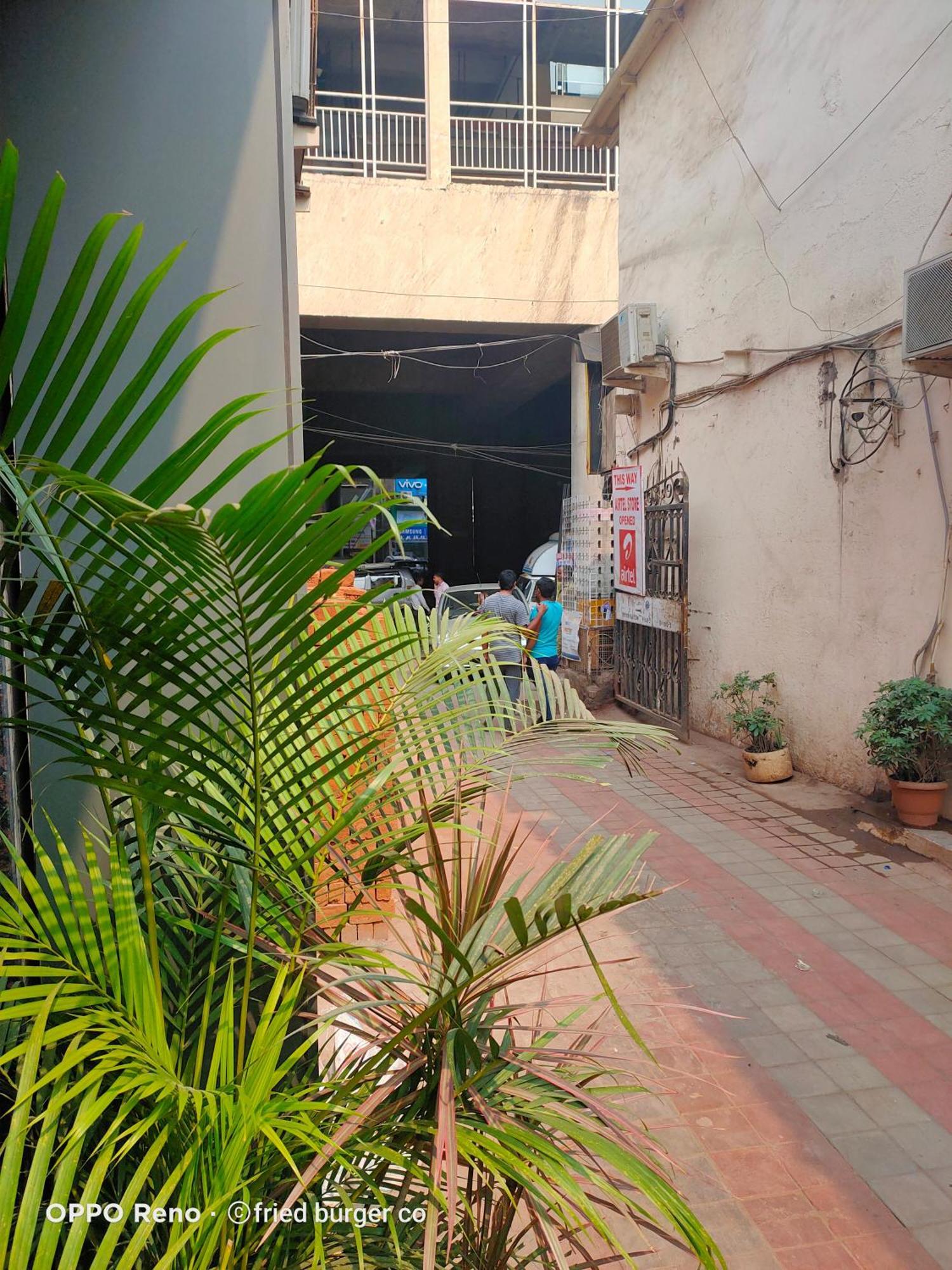 Aster Hotel Near Mumbai Airport ภายนอก รูปภาพ